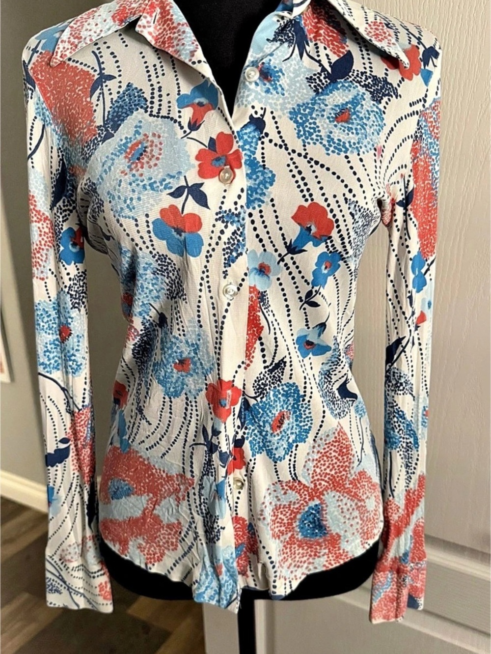 Vintage 1970s Montgomery Ward Floral Button Down Shirt in Blue & Red